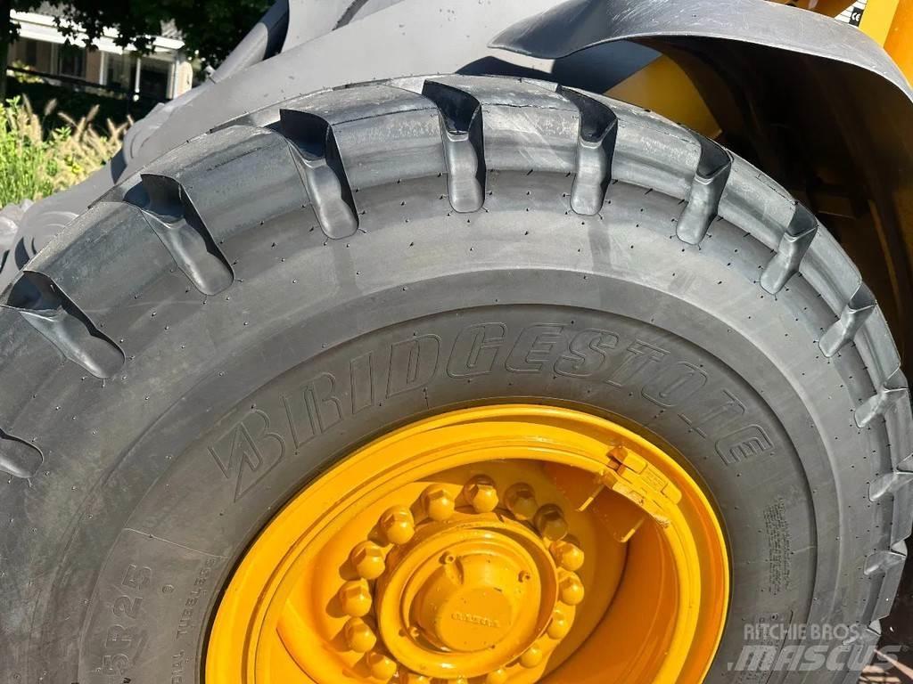 Volvo L70 H Pale gommate