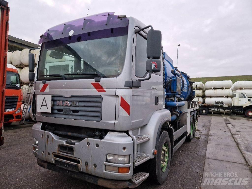 MAN TGA 26.360 6X2 Camion autospurgo