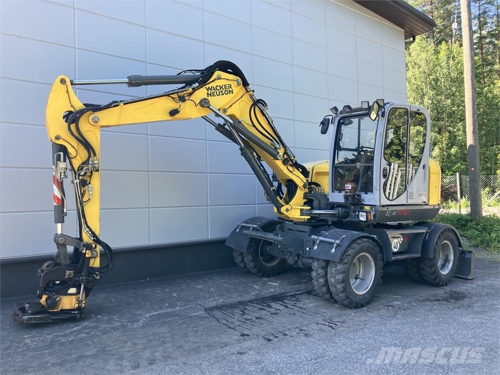 Wacker Neuson EW 100 Escavatori gommati