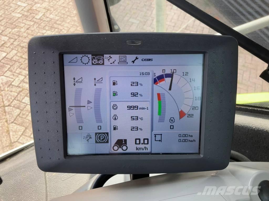 CLAAS Jaguar 930 Trince semoventi