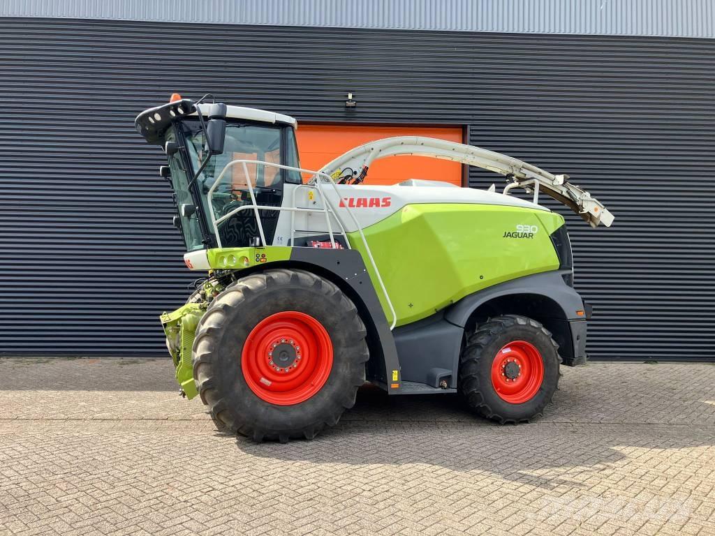 CLAAS Jaguar 930 Trince semoventi