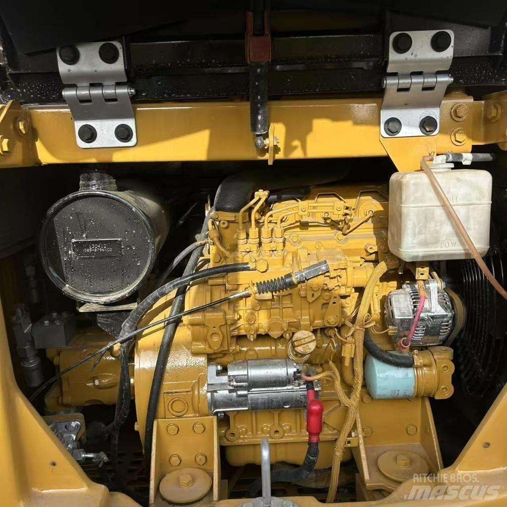 CAT 306E Escavatori cingolati