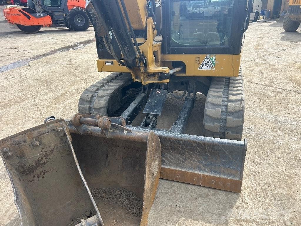 CAT 306 CR Miniescavatori
