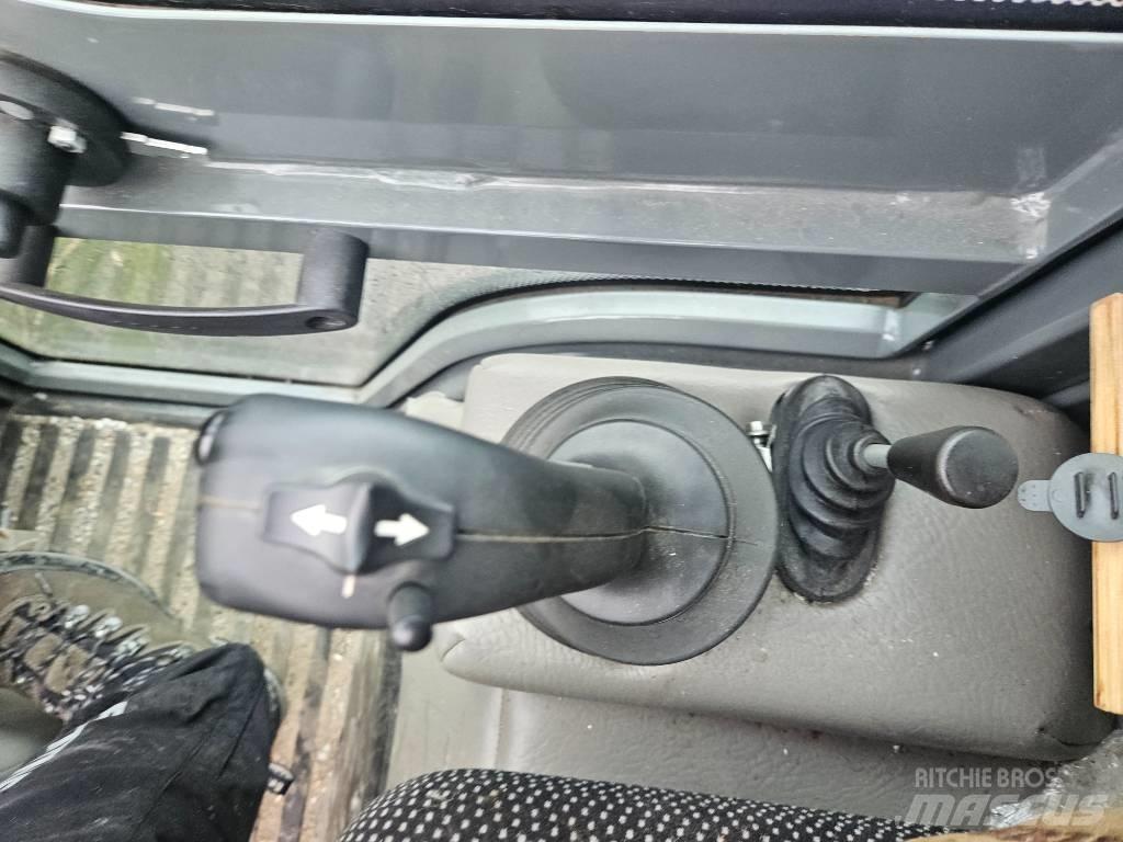 Wacker Neuson WL 25 Pale gommate