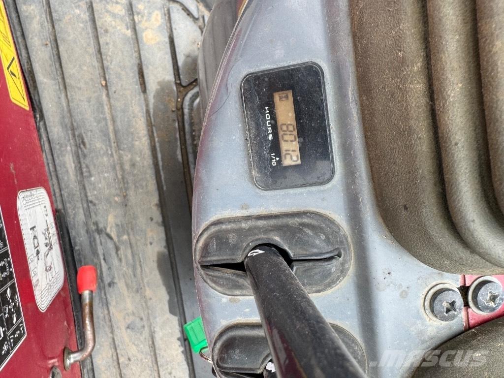 Yanmar SV08 (1E097) Miniescavatori