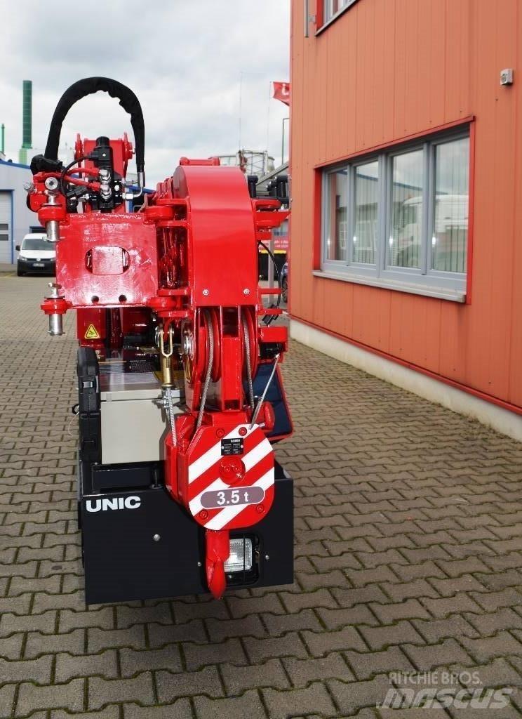 Unic B-350.2V Mini gru
