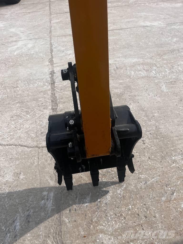Sany SY 16 C Miniescavatori