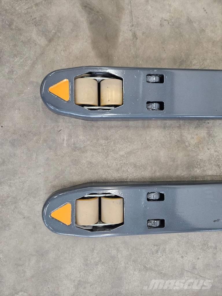Crown WT 3040 E Carrelli elevatori bassi a piattaforma