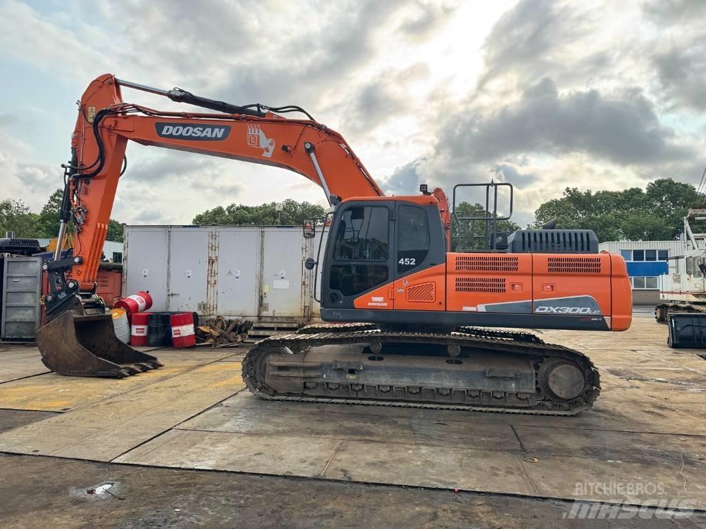 Doosan DX 300 LC-5 Escavatori cingolati
