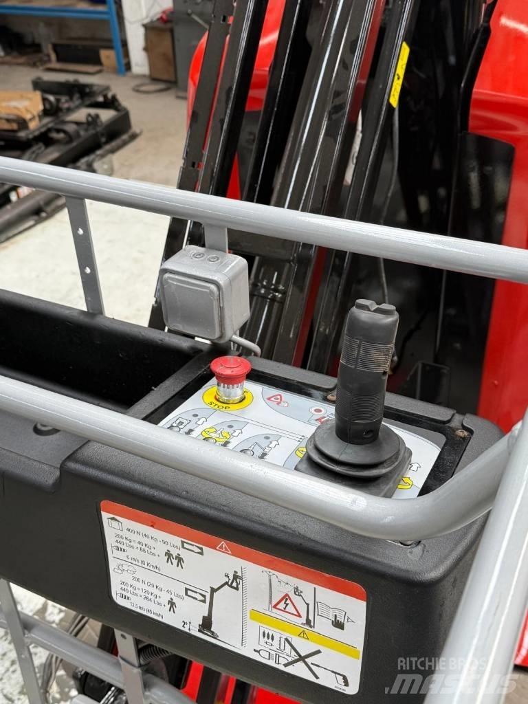 Manitou 100 VJR Piattaforme cingolate, Piattaforme a ragno e Montacarichi