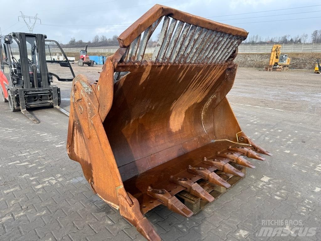 Liebherr LR 634 Benne