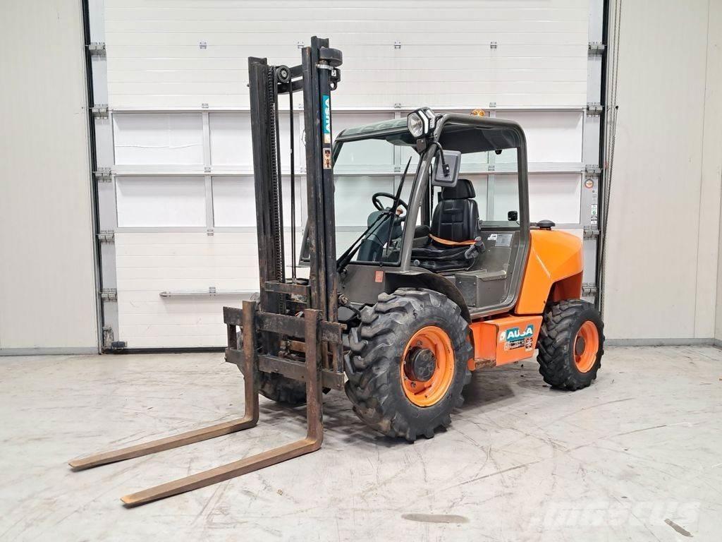 Ausa C251 HX4 Elevatore per esterni