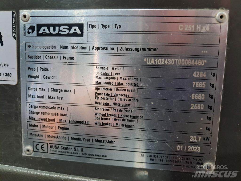 Ausa C251 HX4 Elevatore per esterni