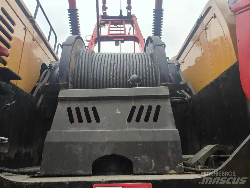 Sany SCC1000A Gru cingolate