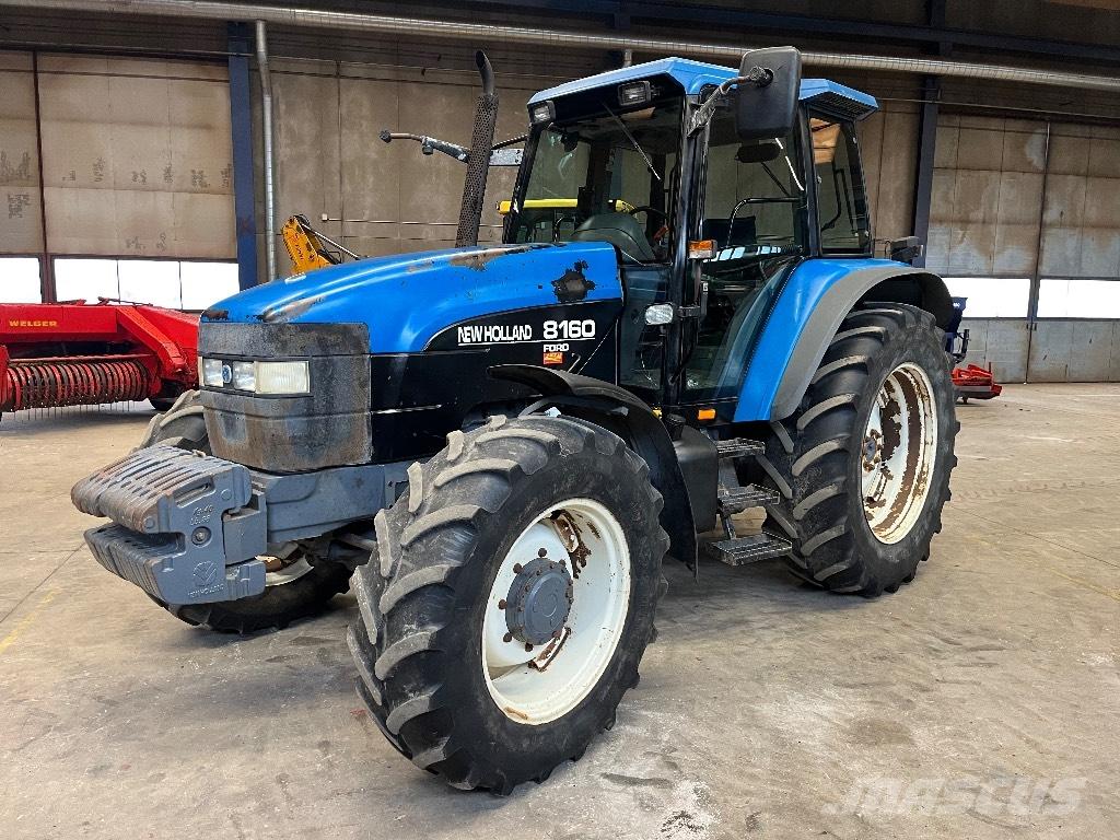 New Holland 8160 Trattori