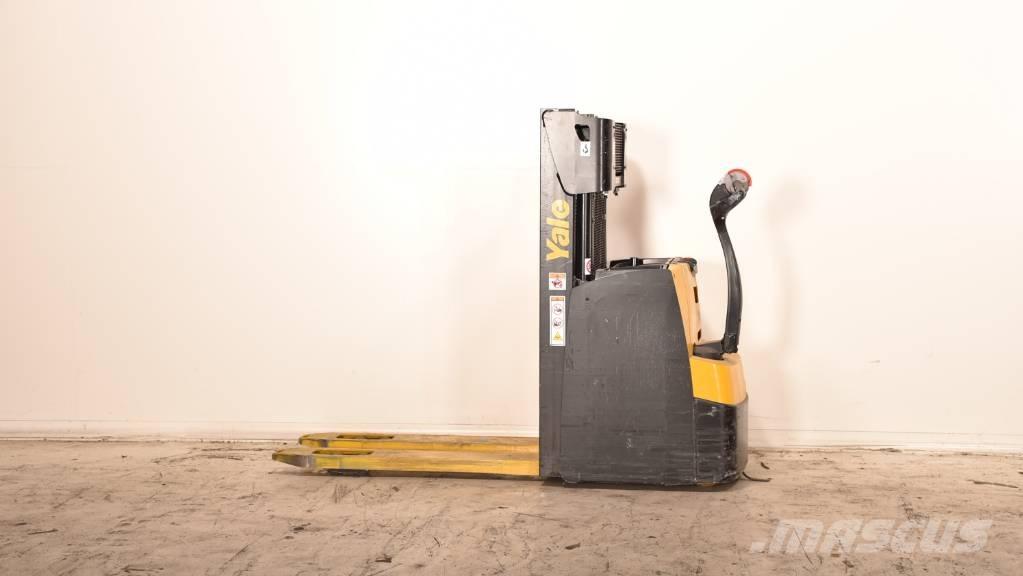 Yale MS 14 AC Transpallet uomo a terra