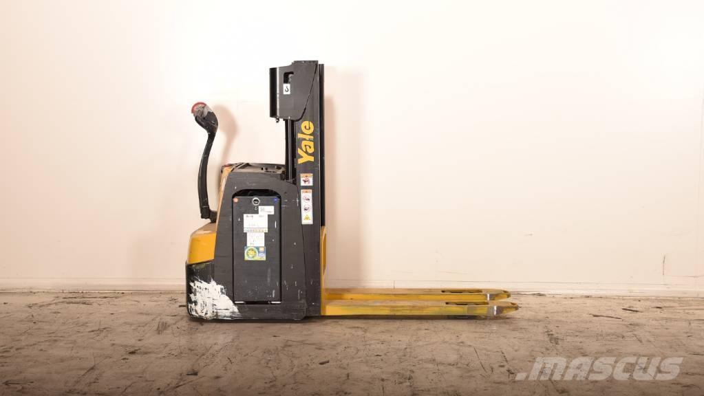 Yale MS 14 AC Transpallet uomo a terra