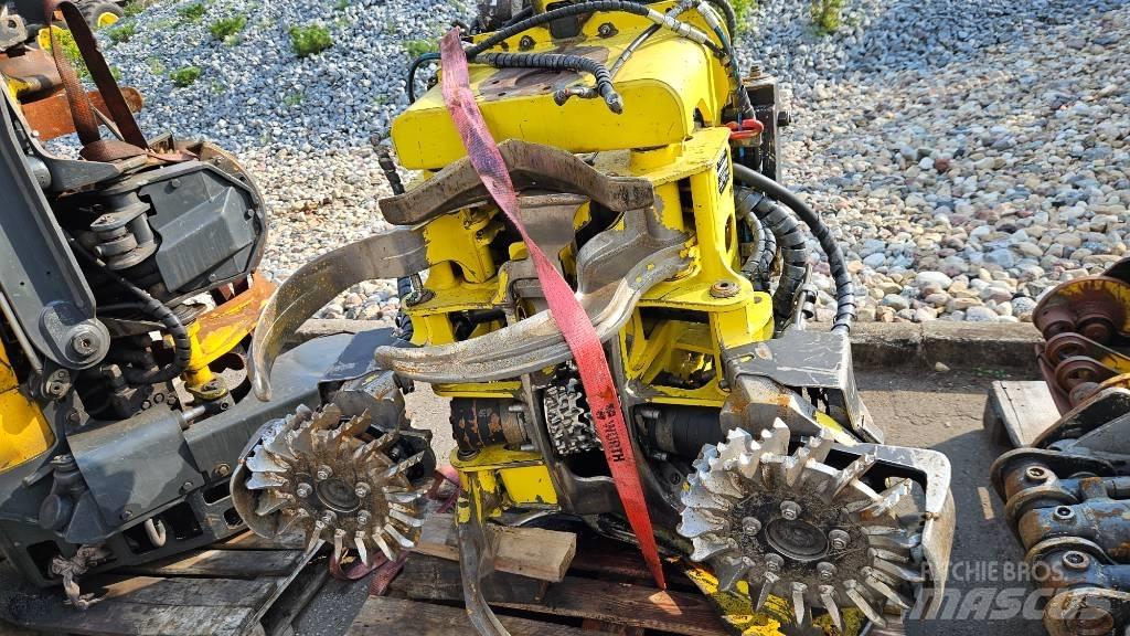 John Deere 1070 D Abbattitrici, Disboscatrici