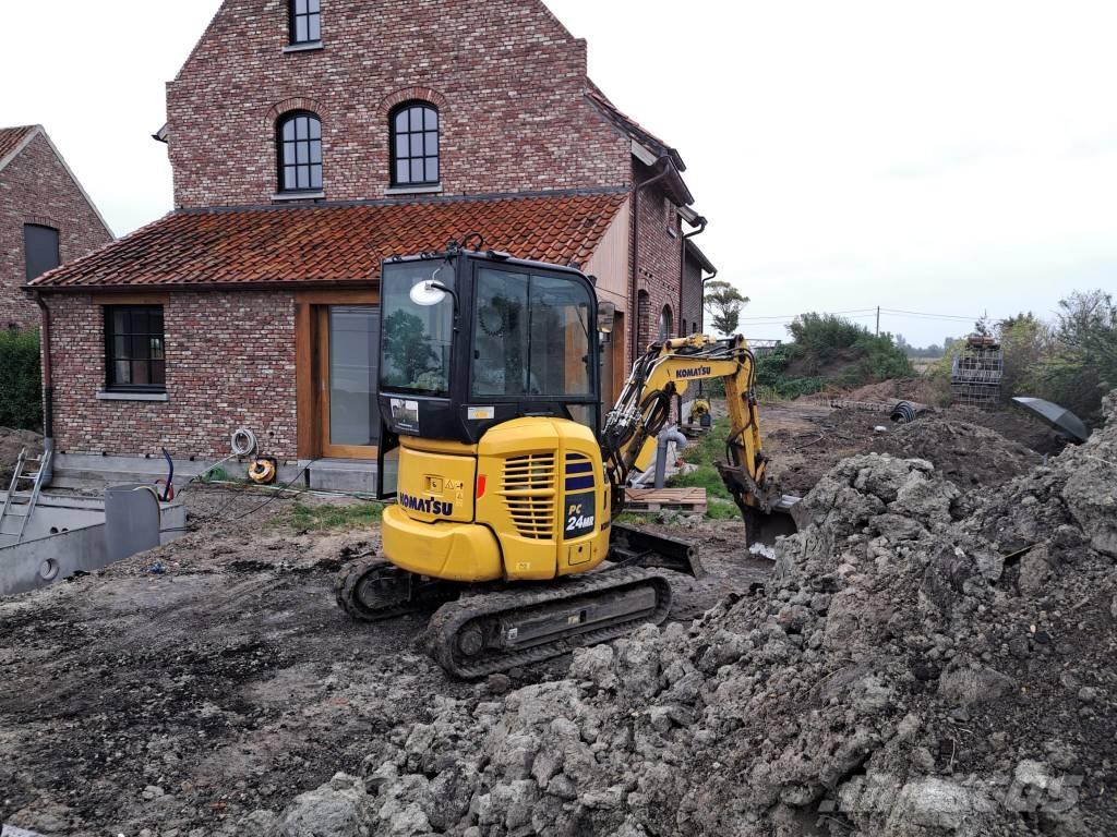 Komatsu pc24 mr Miniescavatori