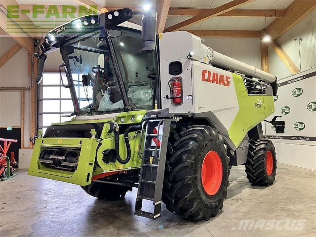CLAAS trion 730 Mietitrebbiatrici