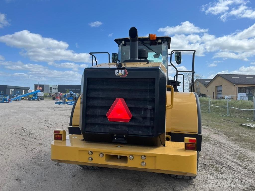 CAT 950 GC Pale gommate