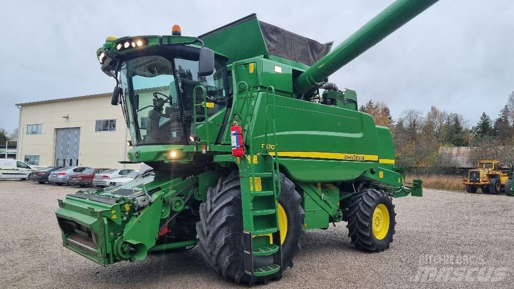 John Deere T670i Mietitrebbiatrici