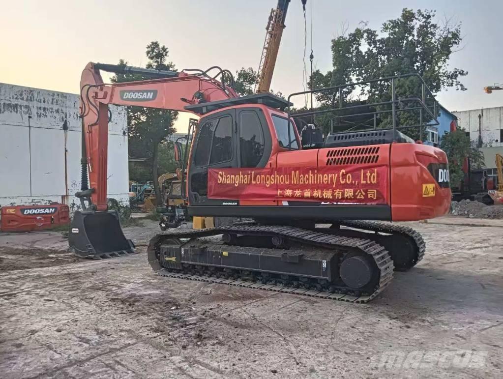 Doosan DX 225 LC-9C Escavatori cingolati