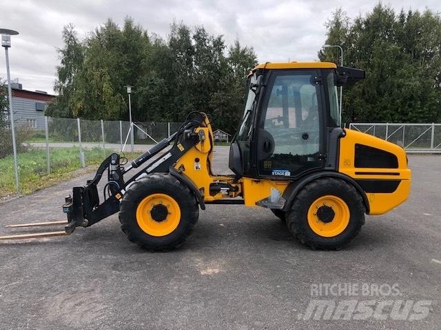 JCB 407 Pale gommate