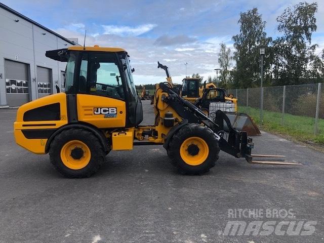 JCB 407 Pale gommate