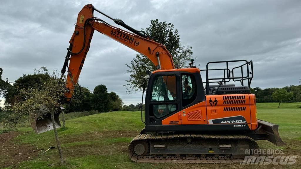 Doosan DX140LC-5 Escavatori cingolati