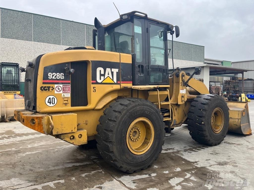 CAT 928 G Pale gommate