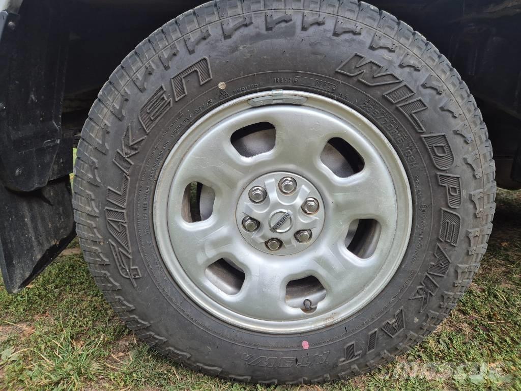 Nissan Navara Pick up/Fiancata ribaltabile