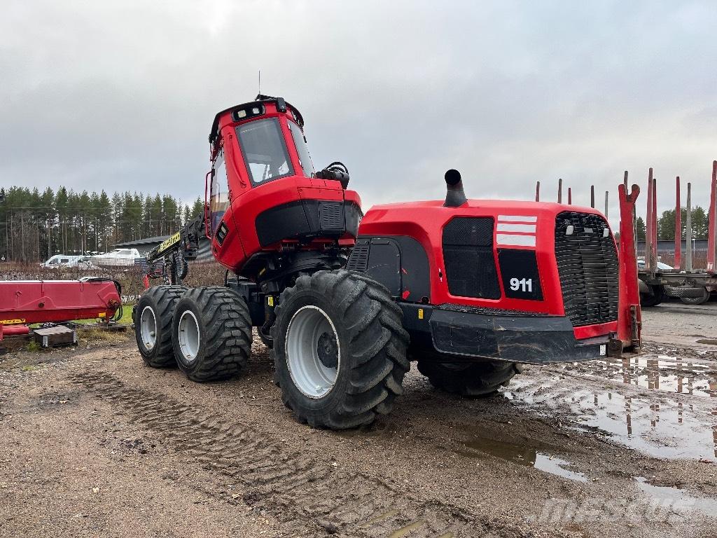 Komatsu 931 Abbattitrici, Disboscatrici