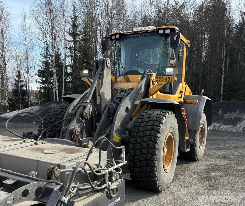 Volvo L 90 H Pale gommate
