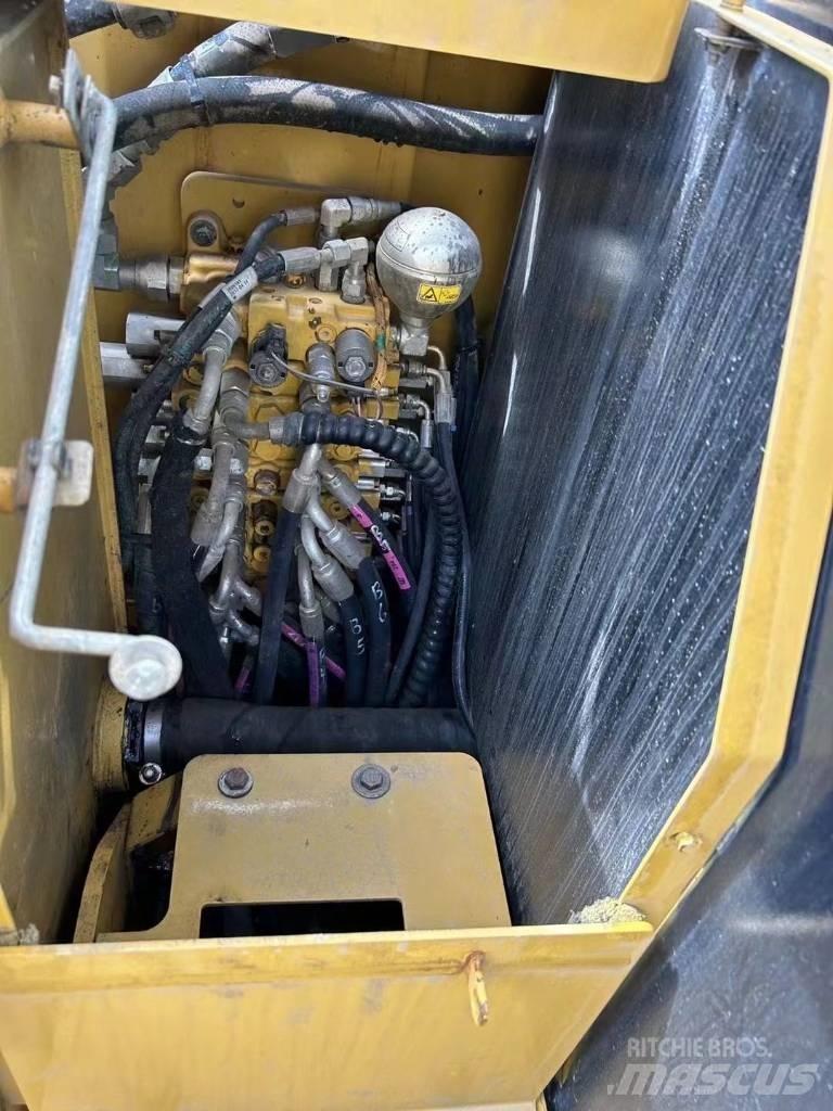 CAT 305.5E Escavatori cingolati