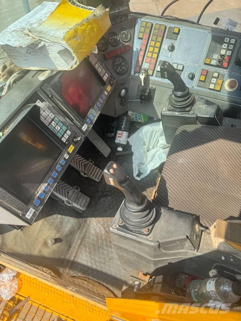 Liebherr LR 1400-2 Gru cingolate