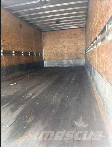 Hino 185 Camion cassonati