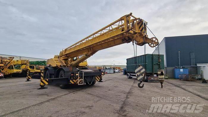 Tadano TR-400E Gru per terreni difficili
