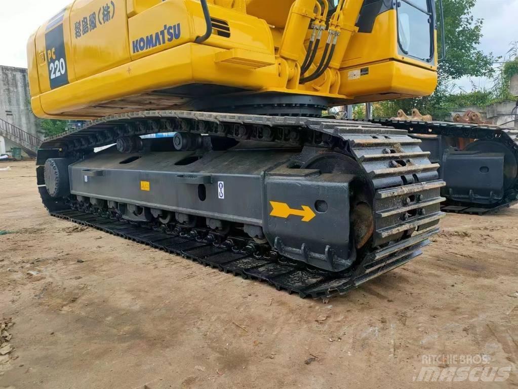 Komatsu PC 220-7 Escavatori cingolati