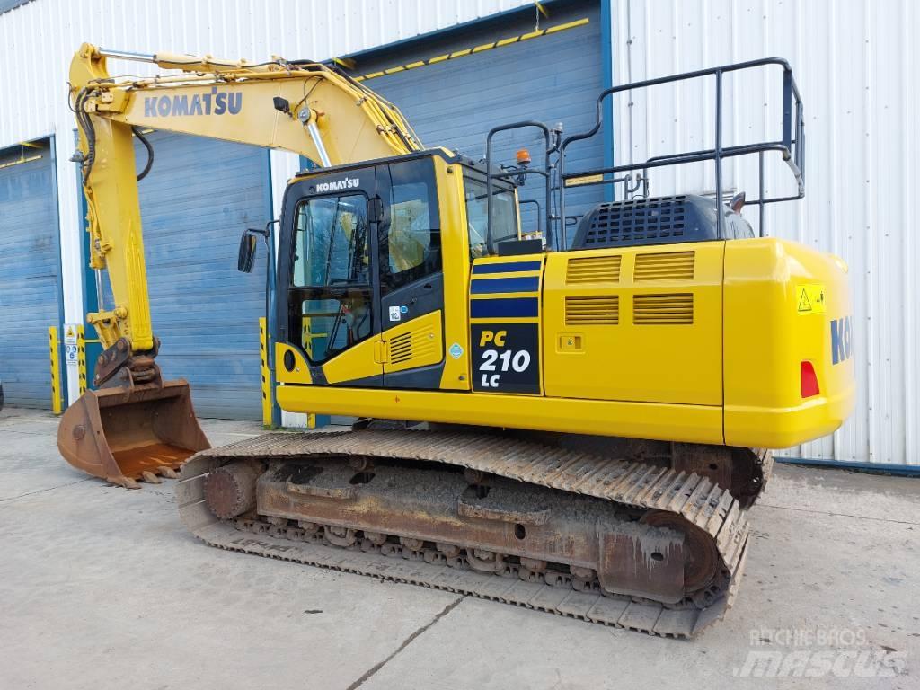 Komatsu PC210LC-10 Escavatori cingolati