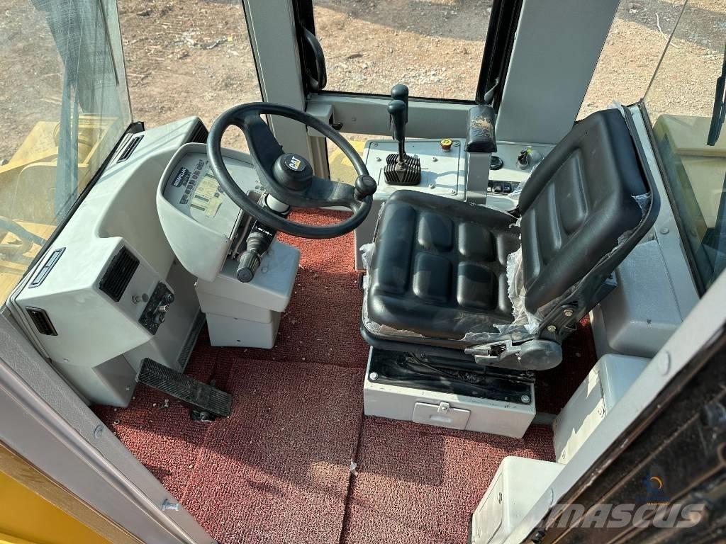 CAT 950 G Pale gommate