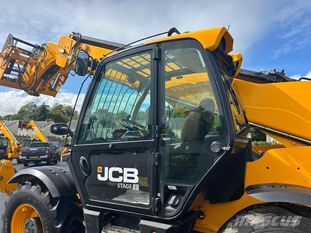JCB 540-140 Sway / AC Sollevatori telescopici