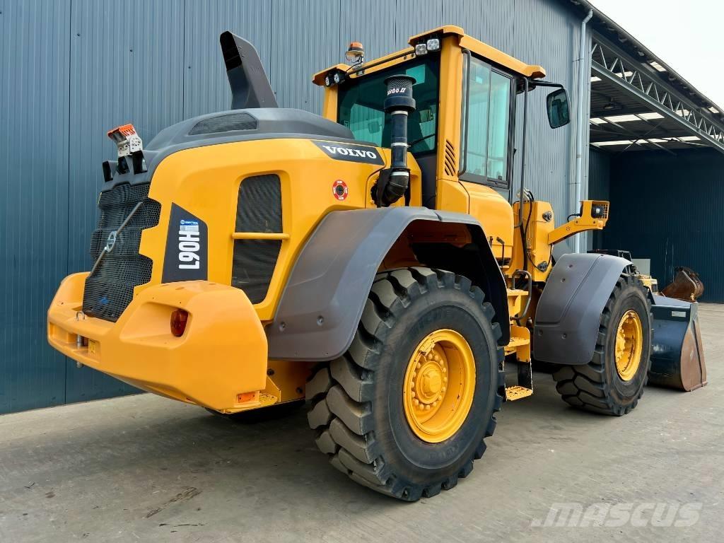 Volvo L90H Pale gommate