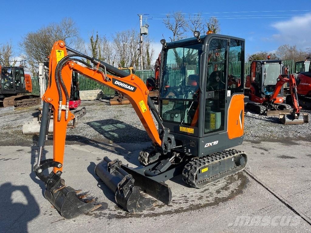 Doosan DX 19 Miniescavatori