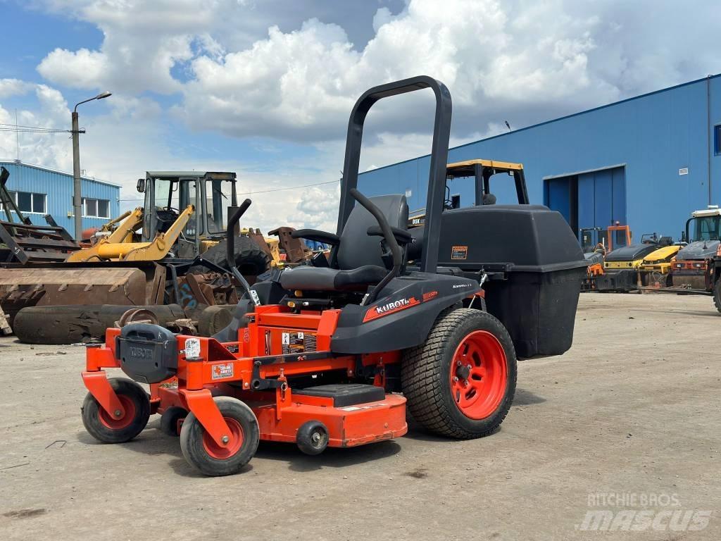 Kubota Z121S Tosaerba zero turn