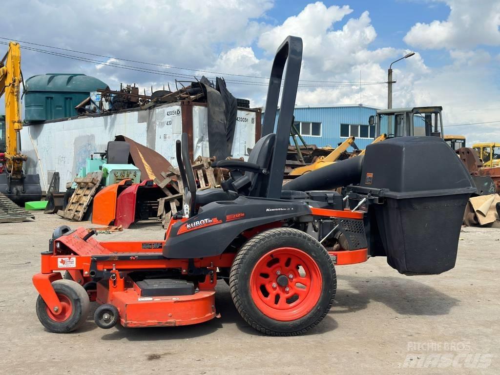 Kubota Z121S Tosaerba zero turn
