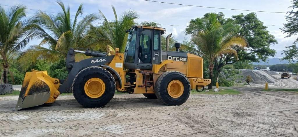 John Deere 644 K Pale gommate