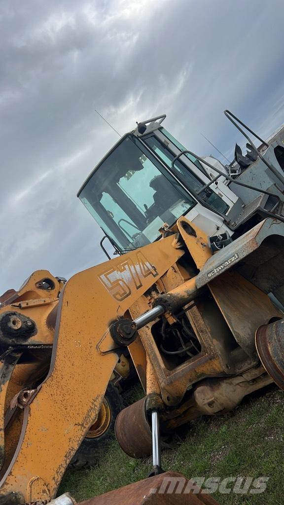 Liebherr L 574 Componenti idrauliche
