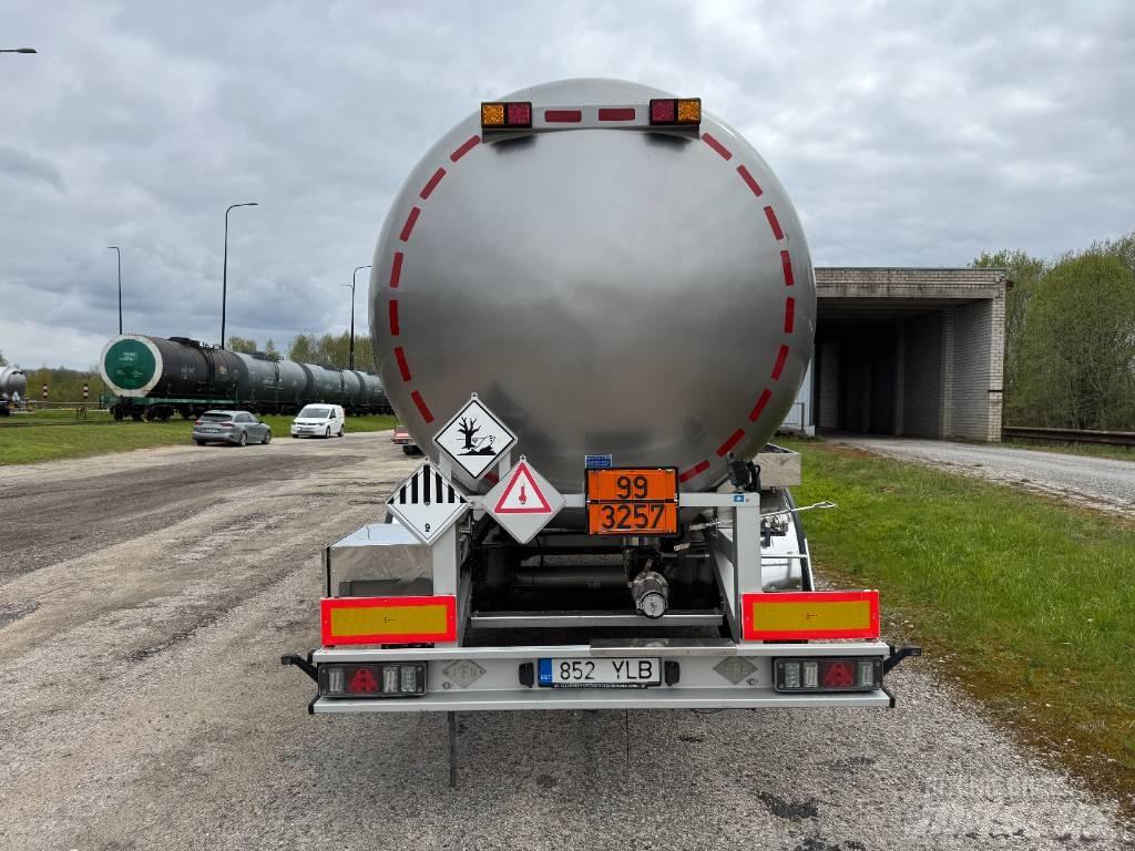 Feldbinder TSA 32.3 Rimorchi cisterna