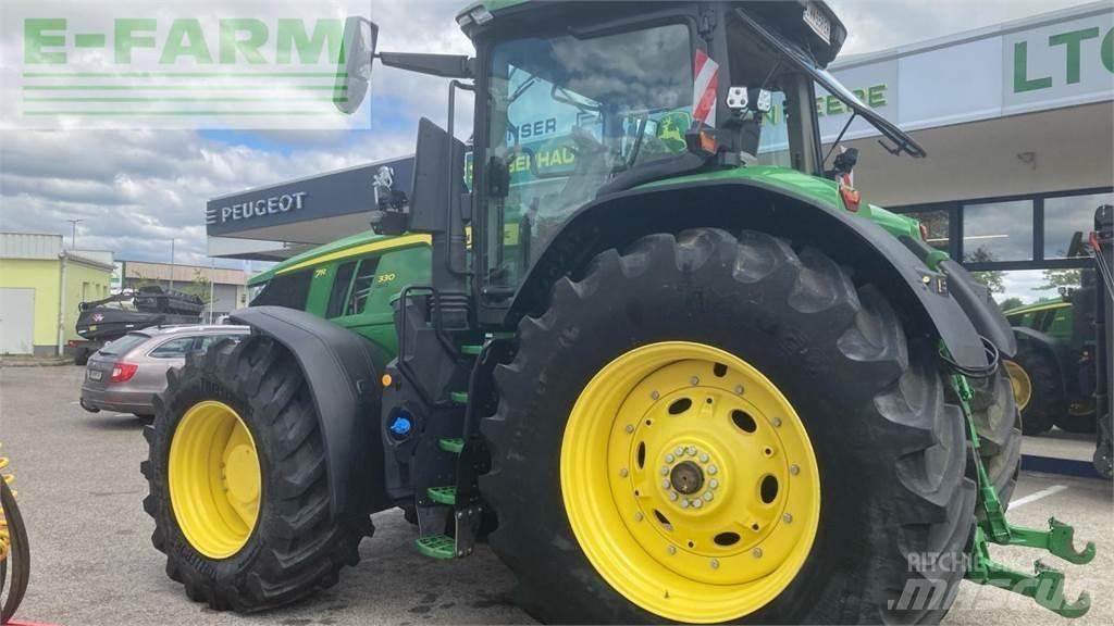 John Deere 7R 330 Trattori
